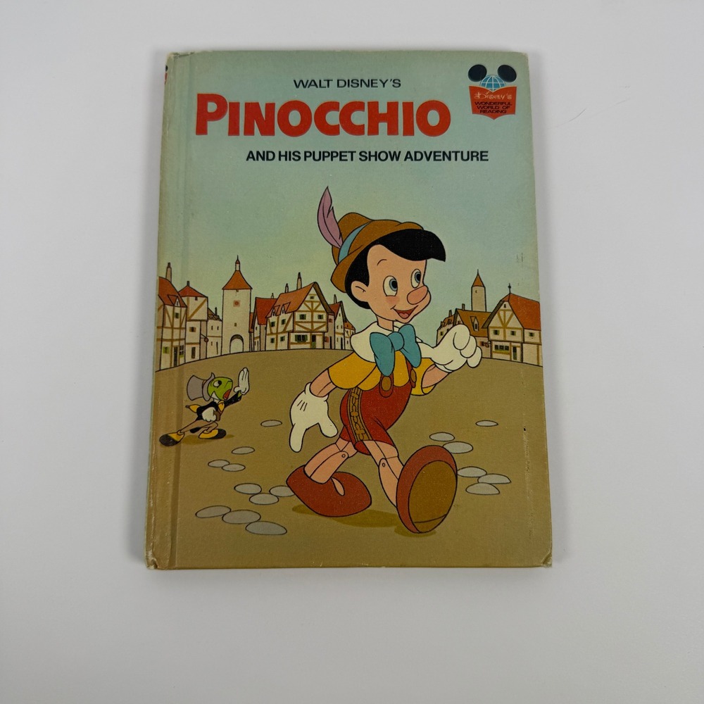 Walt Disney Pinocchio and‎ His Puppet Show Adventure 1973 Random House Book